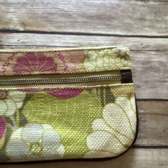 Spartina 448 - Multicolor Linen Wristlet  Leather Accents Green Pink - Picture 3 of 5